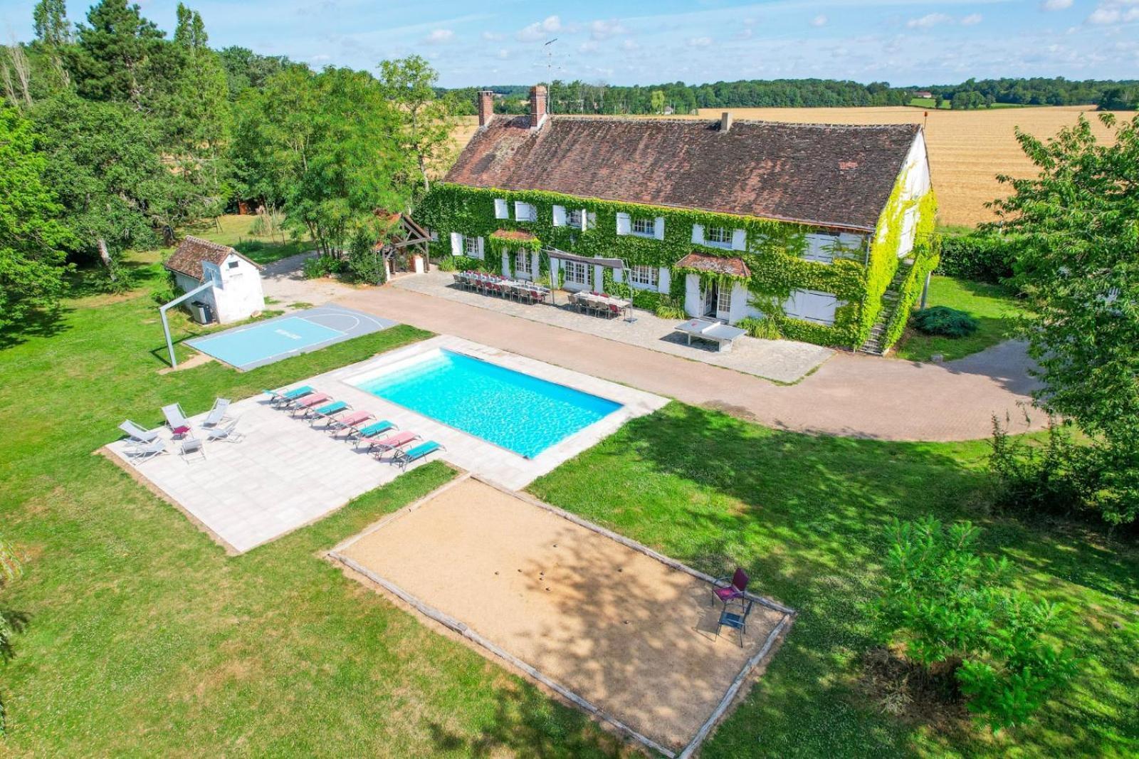 Crazy Villa Etisseaux 45 - Heated Pool - Volley Court - 1H30 Paris - 45P Saint-Maurice-sur-Aveyron Ngoại thất bức ảnh